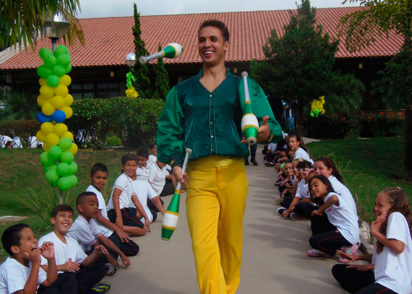 Malabaristas para eventos e festas